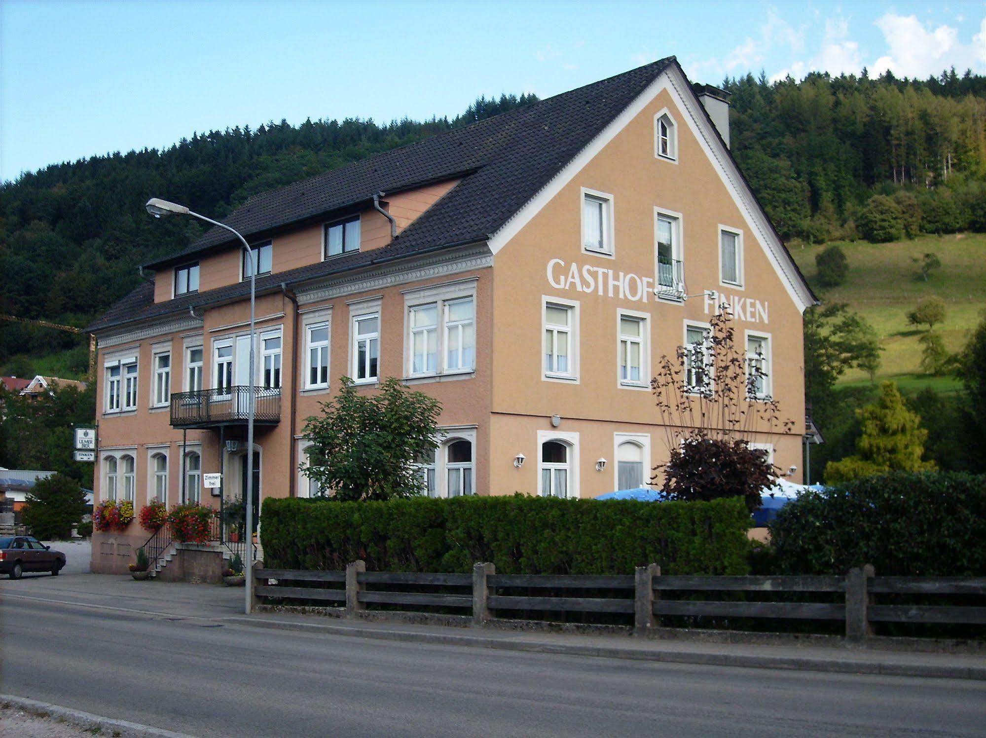 Gasthaus Finken ออปเพอเนา ภายนอก รูปภาพ